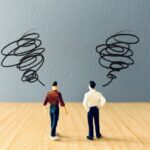 時間の中で切り取られる“違和感”の瞬間