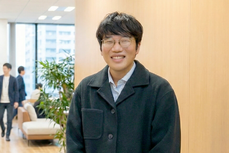 「意外といける？」未経験エンジニアのリアルな現場と、7ヶ月研修の裏話！